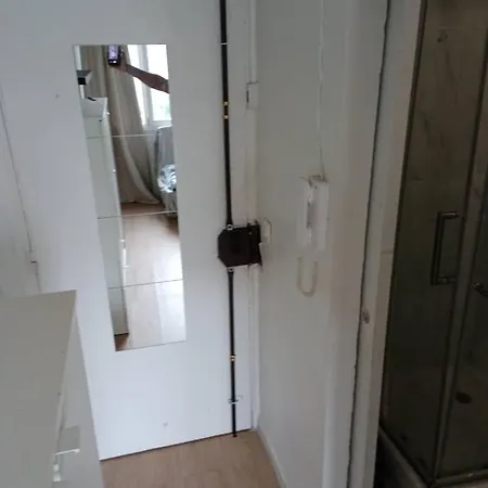 Studio - Pere Lachaise - Voltaire - Buttes-chaumont - 2 Pers Appartamento